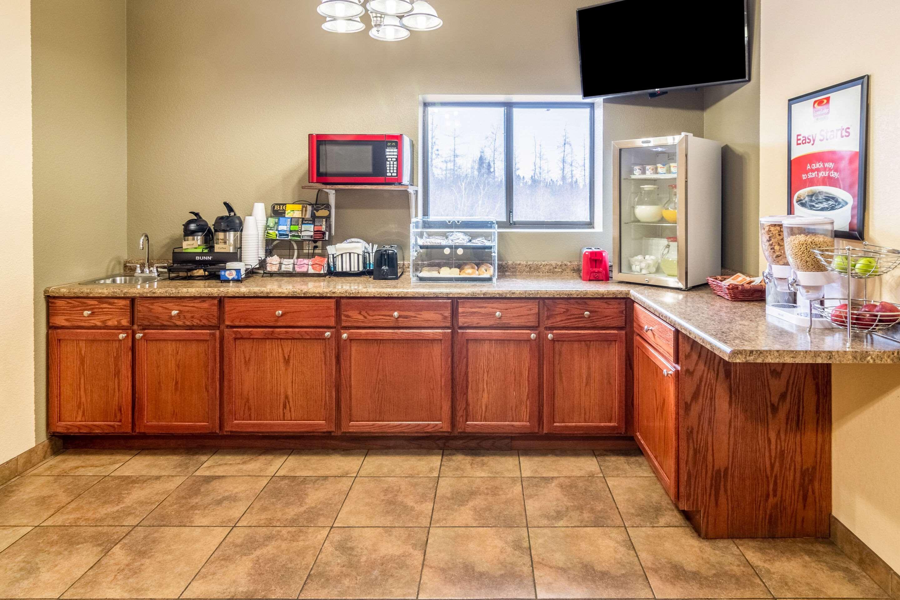 Econo Lodge Cadillac By Choice Exterior foto